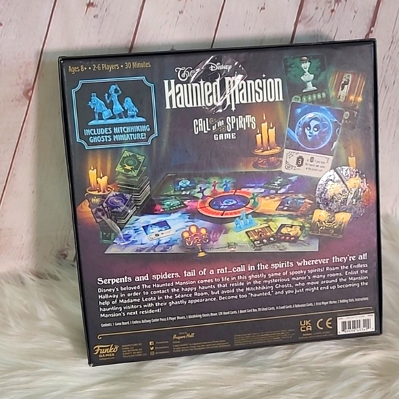 FUNKO DISNEY HAUNTED MANSION MAGIC KINGDOM PARK EDITION COLLECTIBLE BOARD GAME - Picture 8 of 12